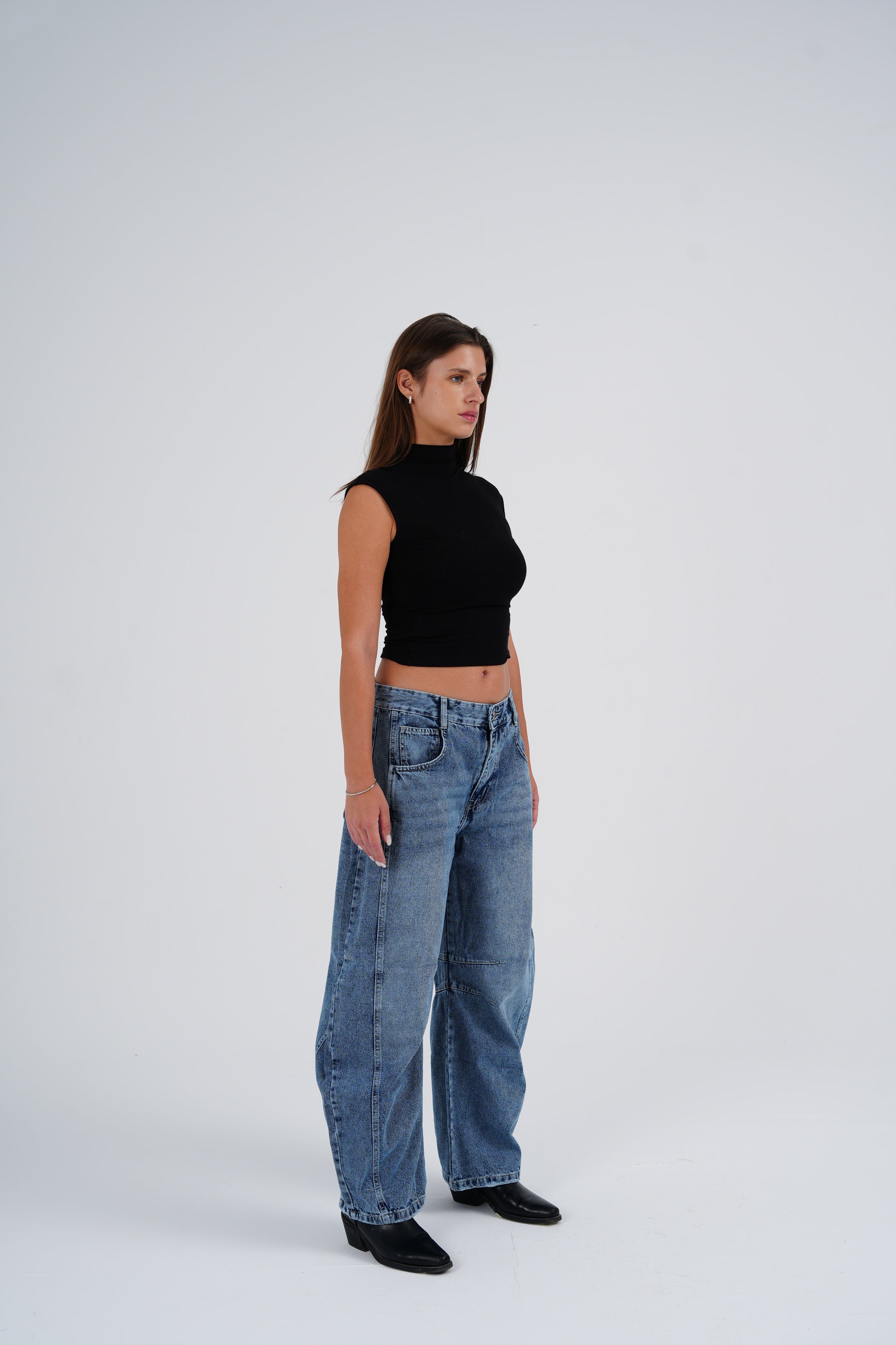Vintage Blue Mid-Rise Barrel Denim