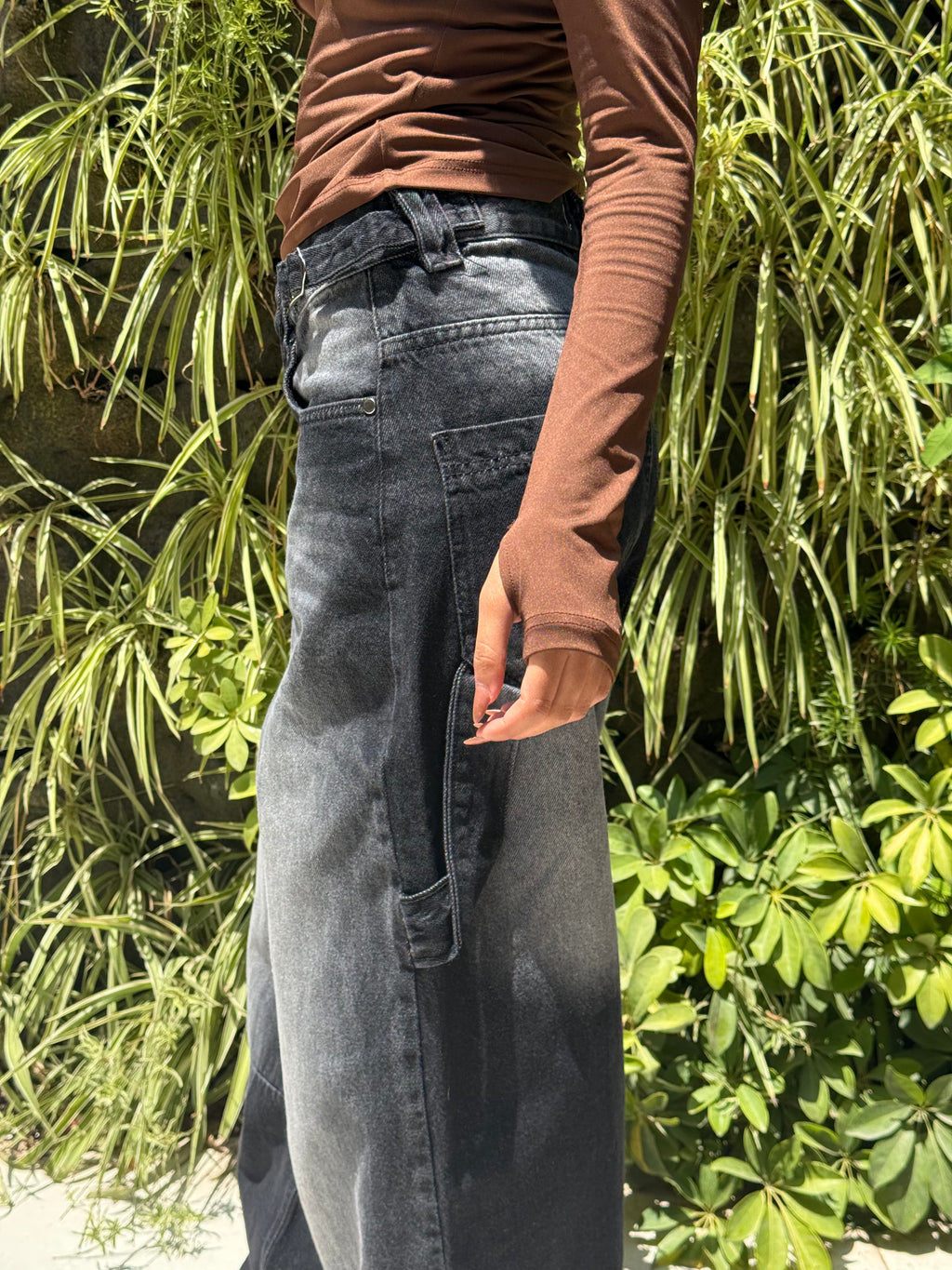 Double Washed Black Carpenter