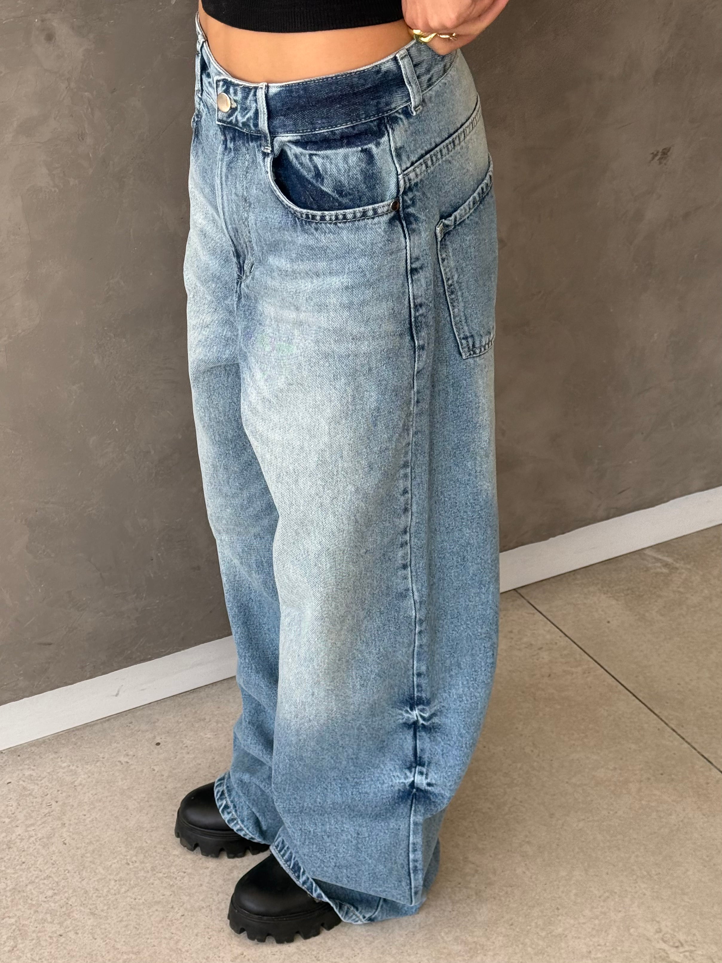 Concept’s Special Light baggy Denim